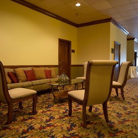 Boarders Inn And Suites - Marion แมริออน ภายนอก รูปภาพ