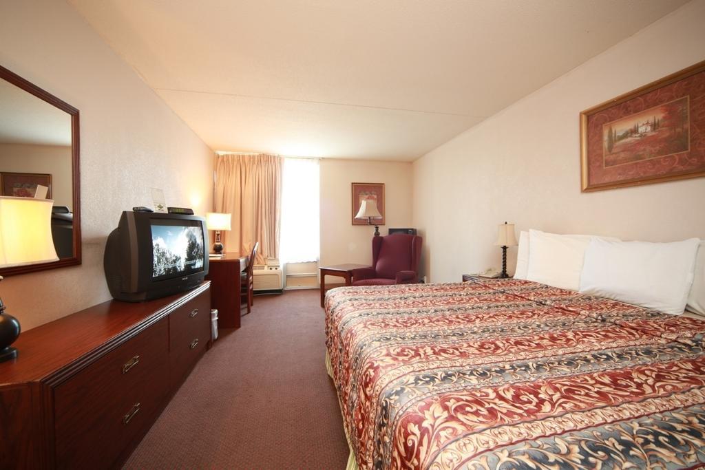 Boarders Inn And Suites - Marion แมริออน ห้อง รูปภาพ
