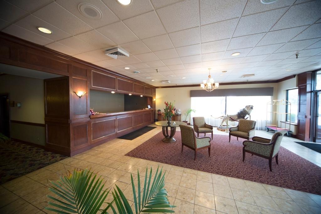 Boarders Inn And Suites - Marion แมริออน ภายนอก รูปภาพ